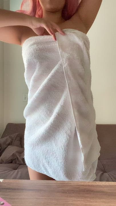 My towel didn't cooperate with my reveal 🙁 : video clip