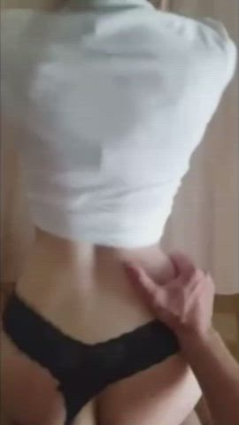 I couldn’t hold back on her : video clip