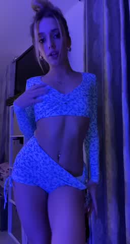 Which man here will undress me? : video clip