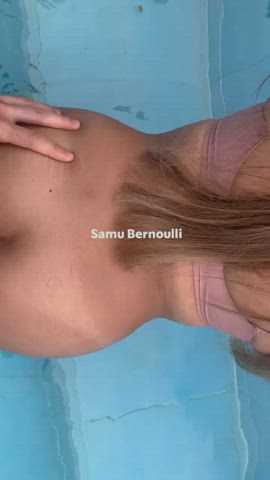 we love doggystyle in the pool : video clip