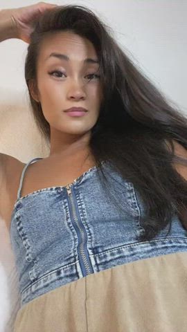 Hi Babe lets make your cock hard now.😜😈 : video clip