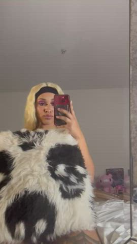 This is how big my tits are before you breed me… imagine after : video clip