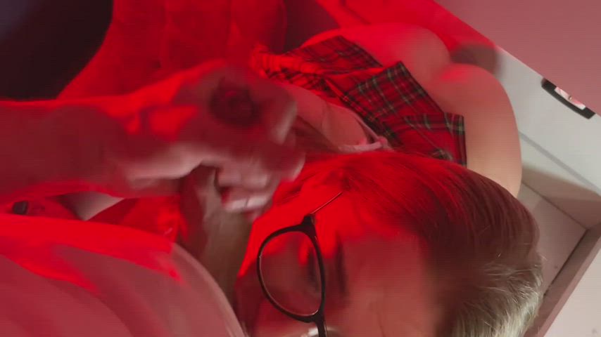 Amateur Blowjob Cum In Mouth = Evening relaxation : video clip
