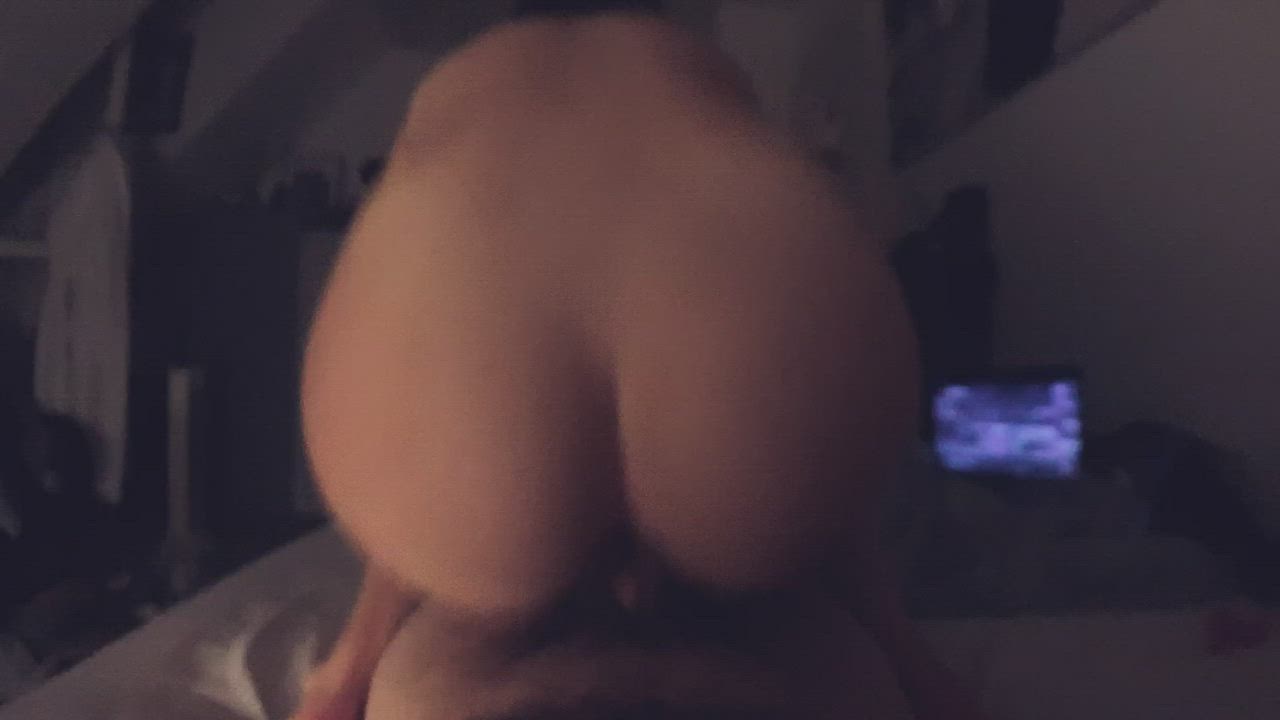 Fuck him hard to make him cum hard : video clip