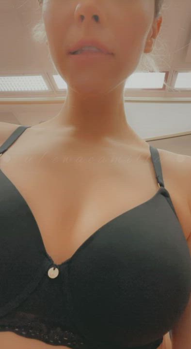 Crotchless panties were made for outie lips : video clip