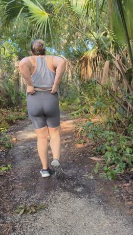 Let's give back to the environment and plant your seed in me : video clip
