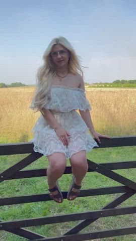 Breed me out in the farmers field 👩🏼‍🌾 : video clip