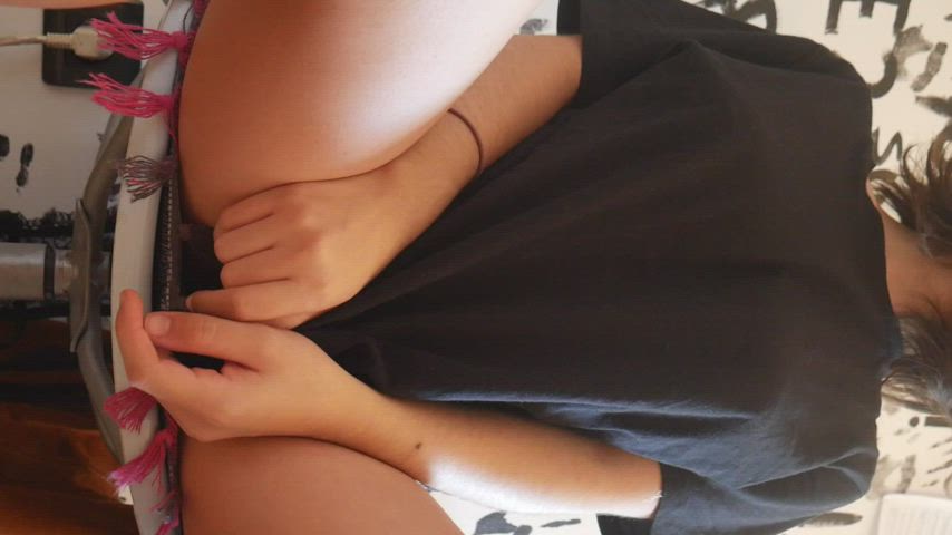 Hope my 18 y/o body is everything you need : video clip