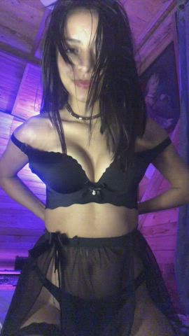 Does this outfit give you a boner? : video clip