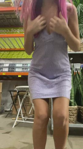 Shopping for plants always makes me horny 🤣🪴 [GIF] : video clip