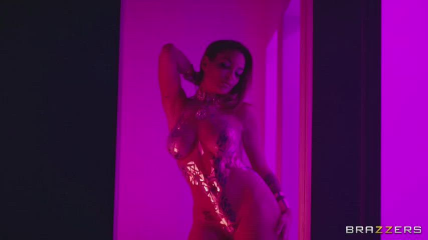 Expensive Sex : video clip