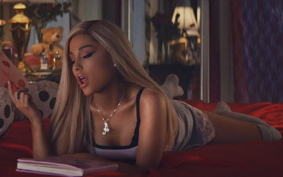 Ariana Grande's cheerleader look and this are my favorite things of hers to jerk to : video clip