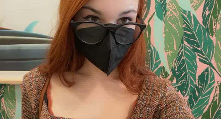 Imagine my pussy still dripping and wet with your cum while I go pick up my coffee. : video clip