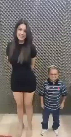 Who s this lucky little guy?(Video link if you have) : video clip