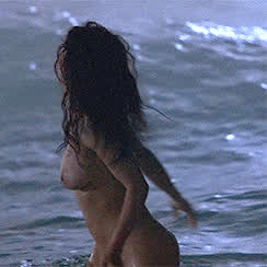 Salma Hayek Topless : video clip