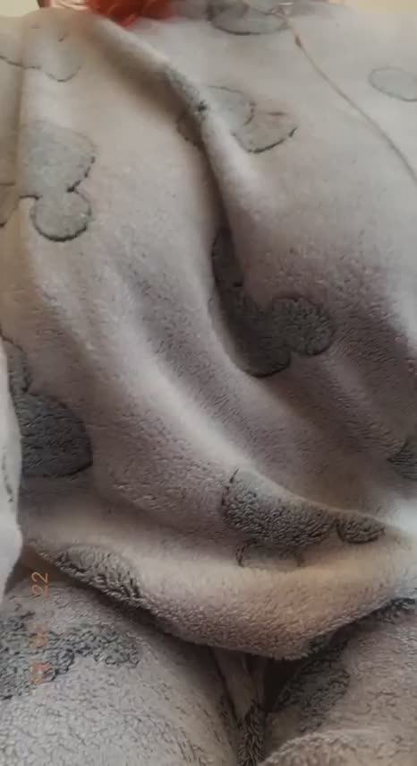 Small waist huge naturals tit fuck : video clip