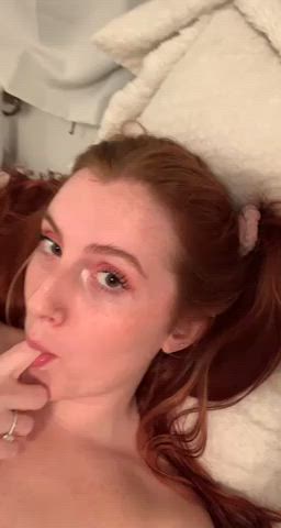 i heard you wanted to play with a pale girl;) : video clip
