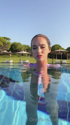 Underwater Flash : video clip
