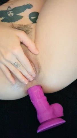 My insatiable holes that I like to fill out and stretch : video clip