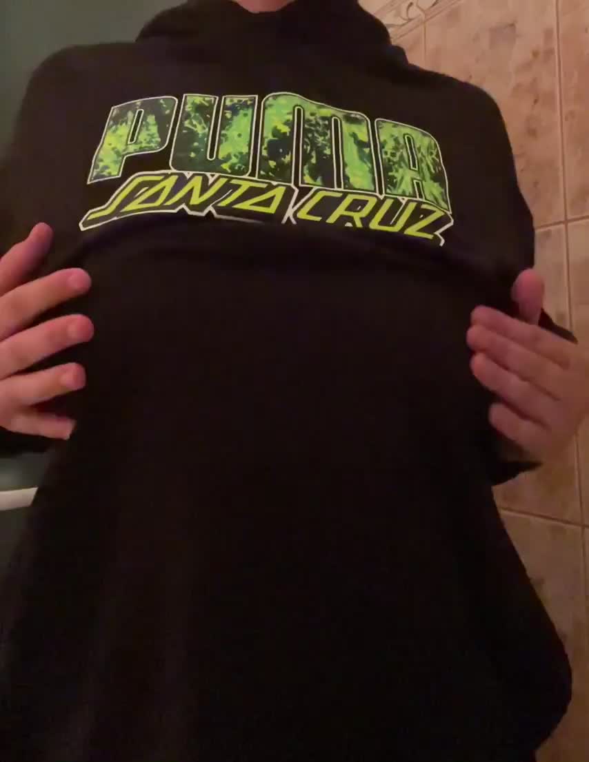 I heard you were into busty brunettes :P : video clip