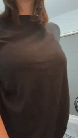 I bet our daughter will have a better body than mine : video clip
