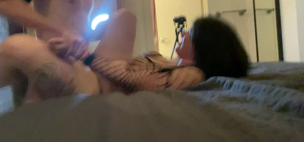 Her lil slide at the end lol : video clip