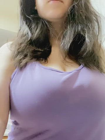 Titty drop and bouncy boobs 😍 : video clip