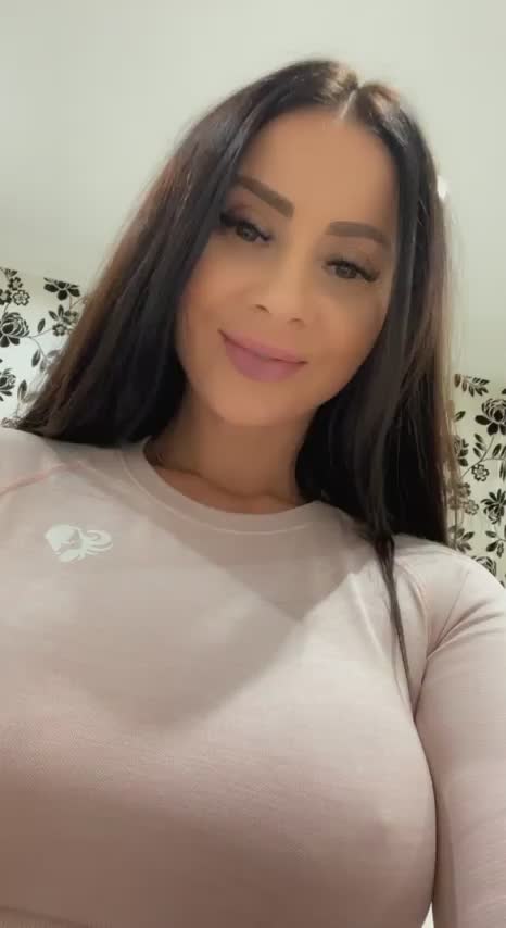 My pussy craving thick creampie after gym sesh : video clip