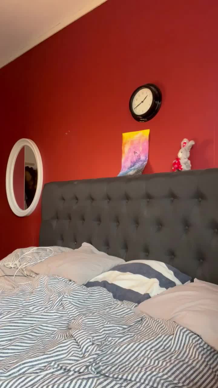 My ass needs a gentle massage ;) : video clip