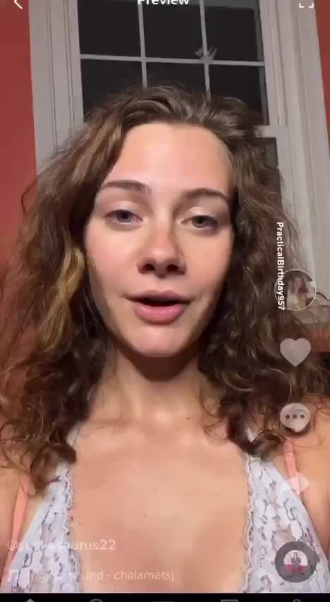 Bottom vs top when you fill me up. Your choice 🥰 : video clip