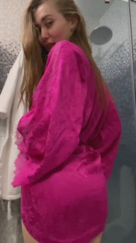 getting ready to take a shower. Are you ready to fuck me? : video clip