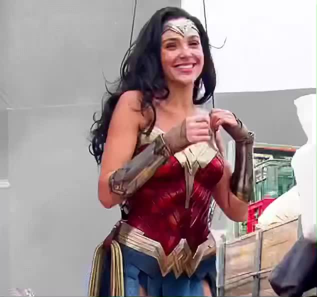 Happy 37th birthday to Gal Gadot : video clip