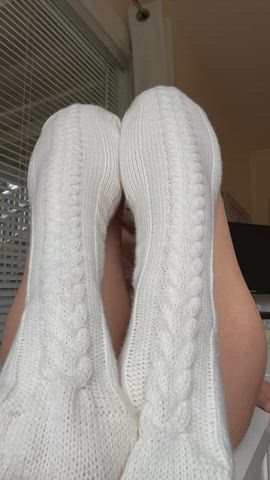 Peek a boo! Taste me too! : video clip