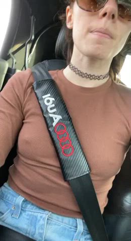 blasting music & flashing titties on a sunny day 👌🏼 [gif] : video clip