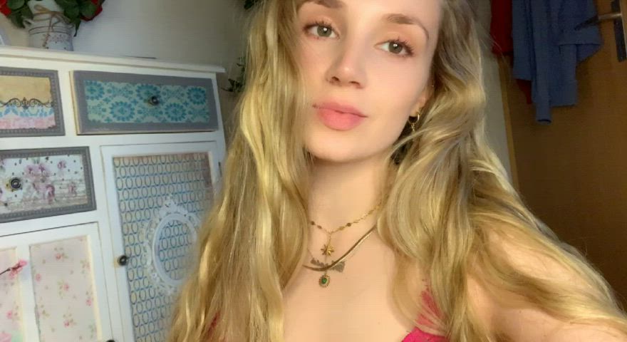 Would you allow me to workout in your room : video clip