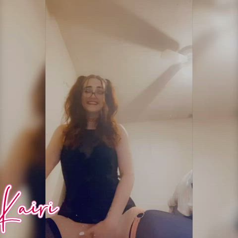 Wet little redhead 💦❤️ : video clip