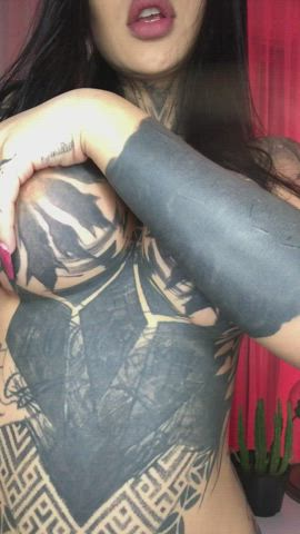I hope my tight body will make you bust quick : video clip