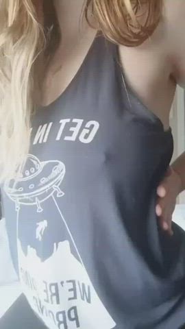 Natural 32DDD Ready to be squeezed and sucked during our breeding session 🤭😈 : video clip