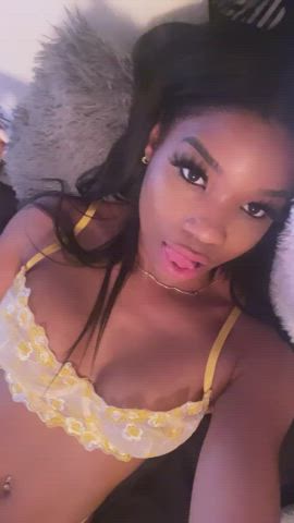 Grinding on your tongue while you lick my pussy : video clip