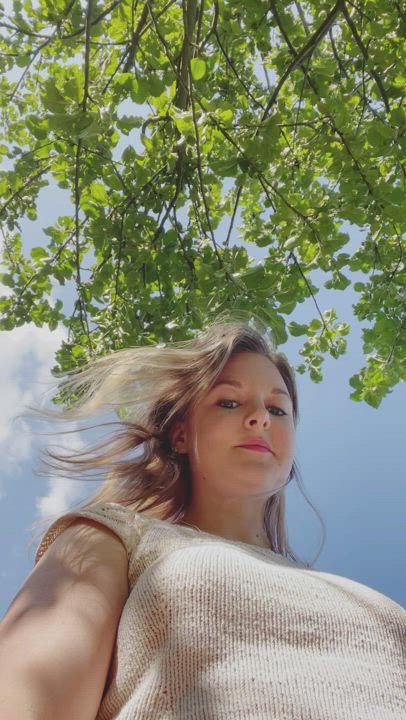 How about having some fun outside, babe? : video clip