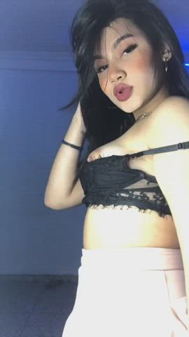 do you like a kinky 95 lbs cheerleader? : video clip
