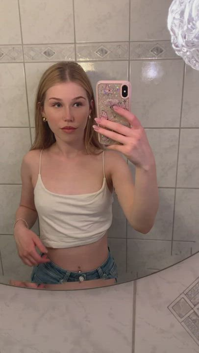 I hope you don't mind small boobs : video clip