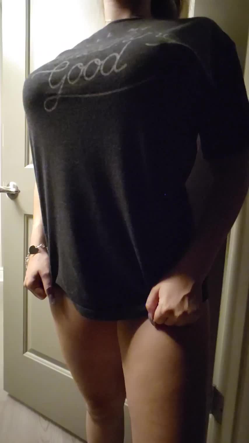 The breast reasons to stay home with me all day : video clip