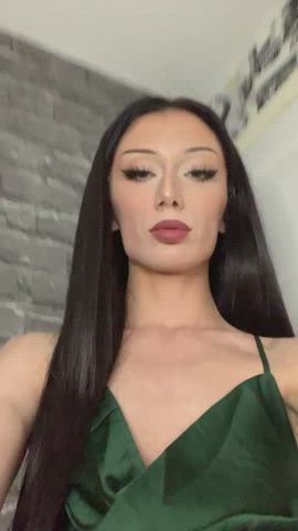 Would you milk me with your mouth ? 🤭🤭 : video clip