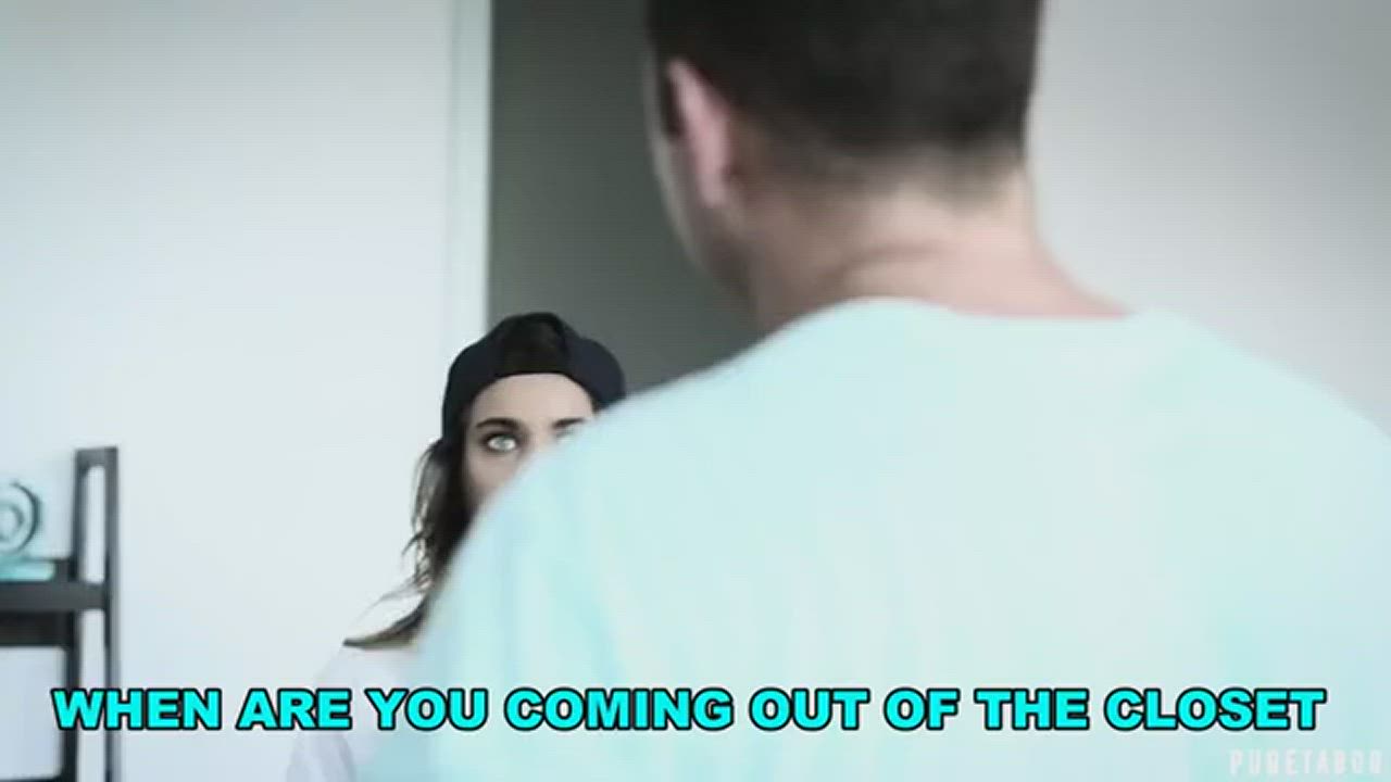 Step sis tries to prove she is not lesbian : video clip