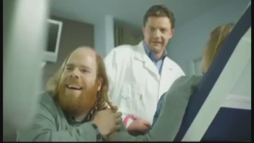 They did surgery on a grape : video clip