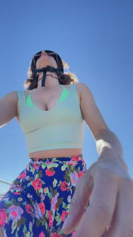 It’s always a bare boobs bouncing and masturbating on my bike kind of day! [F] MILF : video clip
