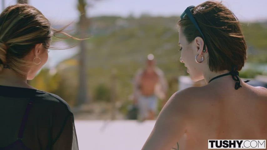 Gianna Dior, Liya Silver - Vicarious : video clip