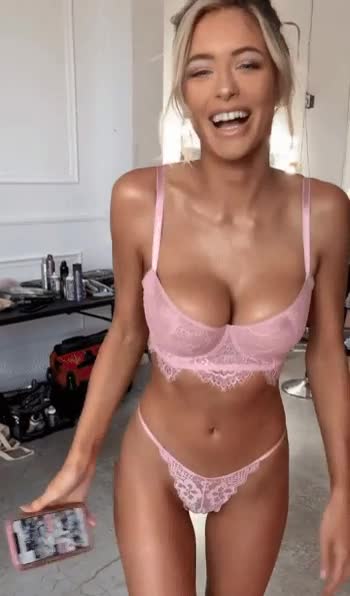 Jiggly jugs : video clip