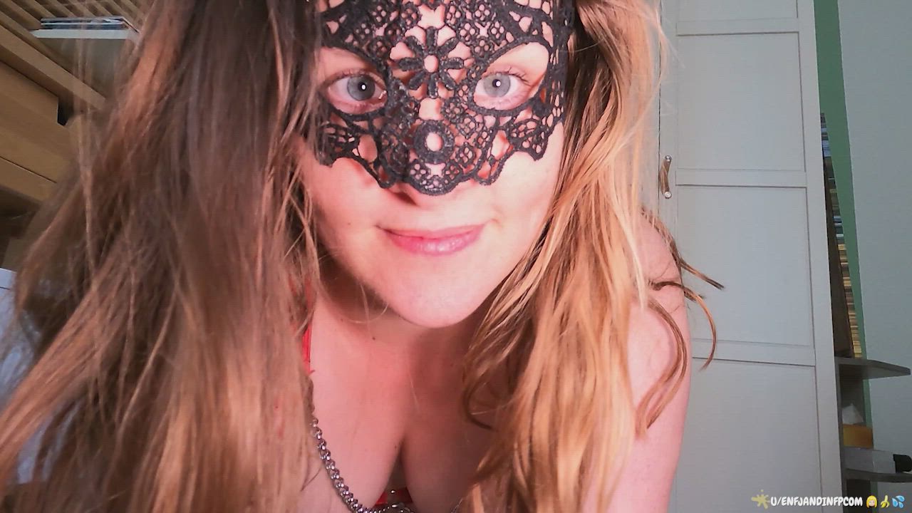 He came on my tits : video clip
